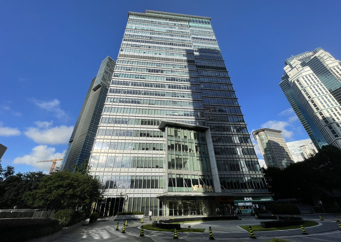 越秀大廈辦公室出租，568平,報(bào)價(jià)5.6元/㎡/天