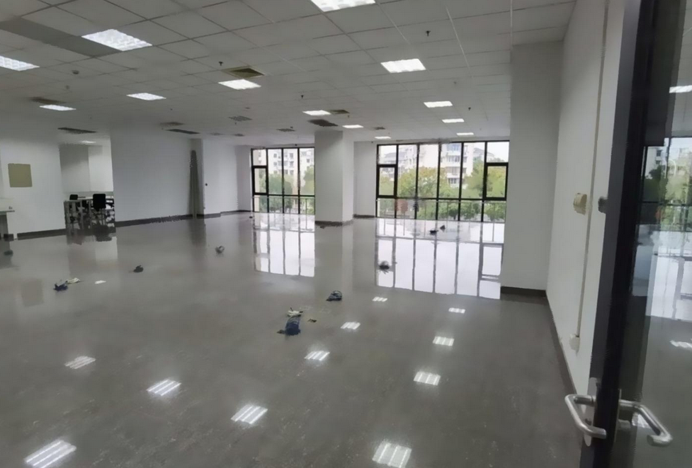 東方金融園
