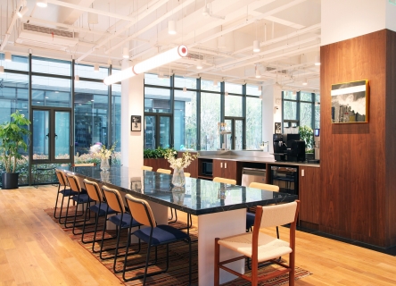 WeWork（凱瑞大廈）