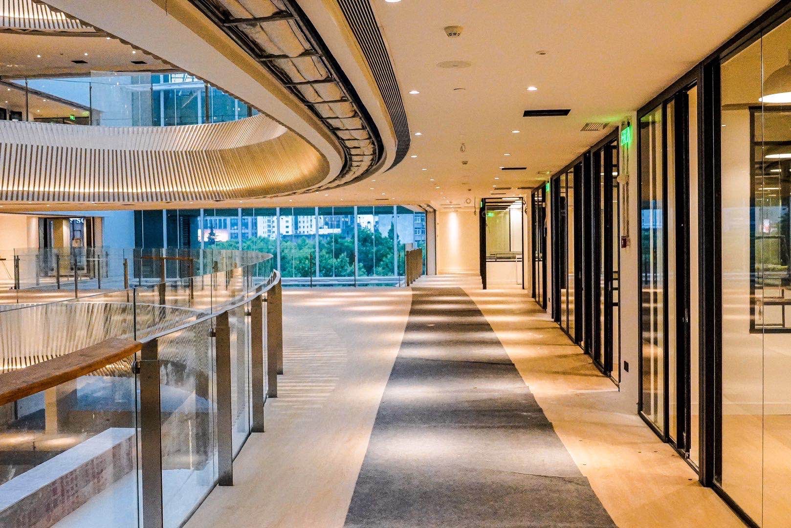 WeWork（上海廣場）